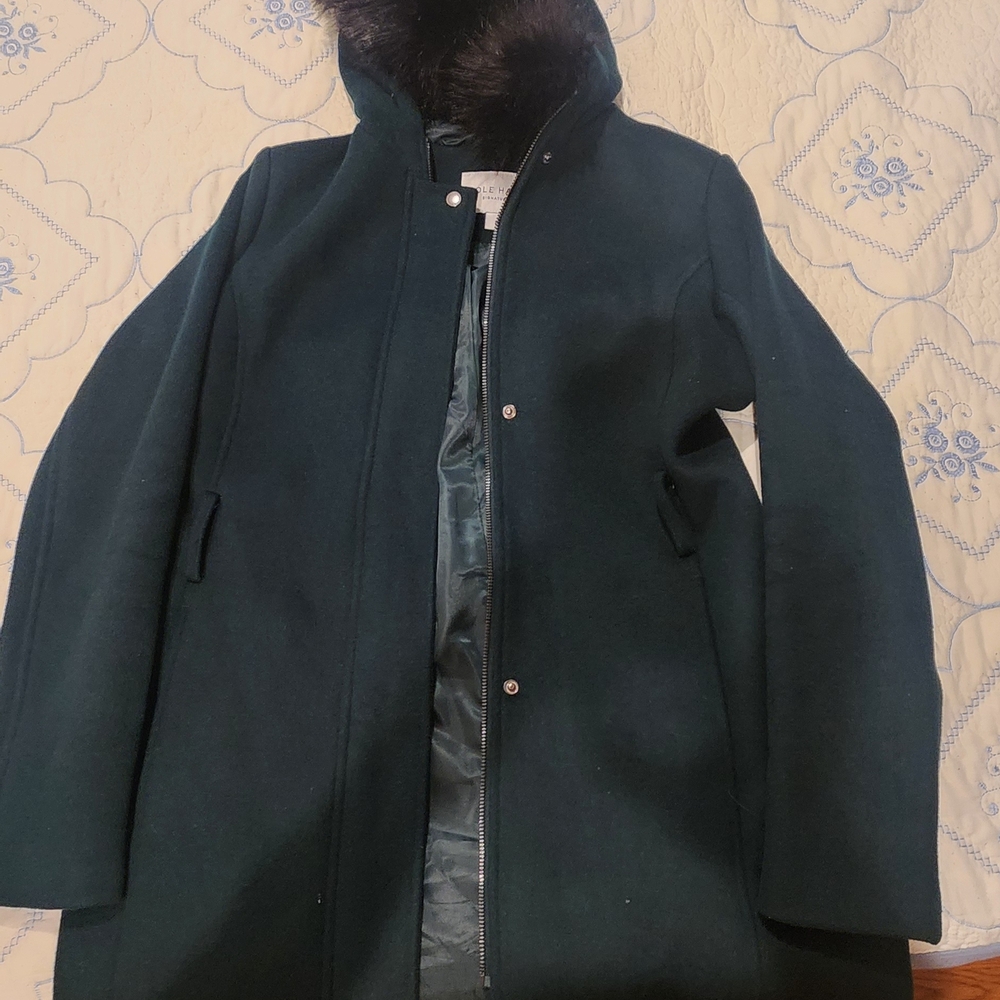 Elegant Women's Coat By Cole Haan